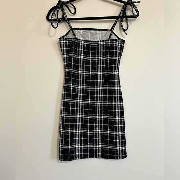 Checkered Dress - Picture 2 of 4